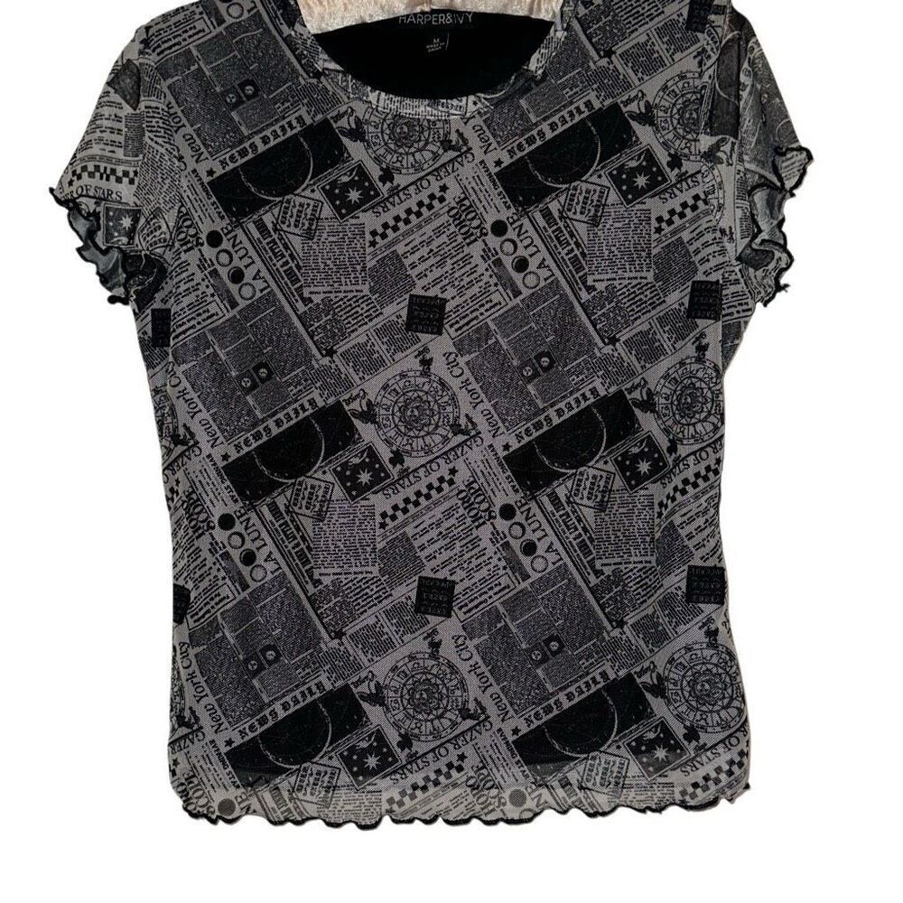 *New* Harper & Ivy Newspaper Graphic Short Sleeve Mesh Baby Tee Ladies Sz Medium